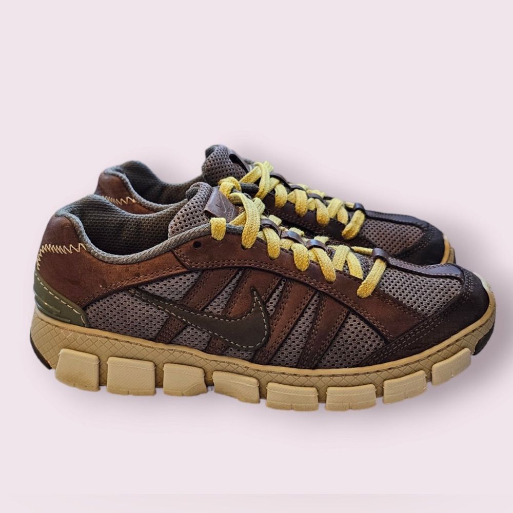 Nike Considered Humara Sneakers 313658 2006 Men’s Size 7 Brown Gray RARE